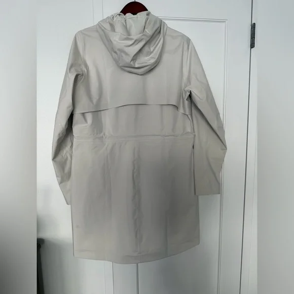 Lululemon Rain Rebel Jacket - Picture 3 of 3